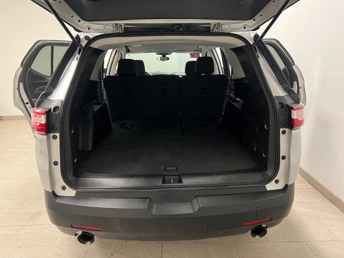 Used 2019 Chevrolet Traverse LS image 20