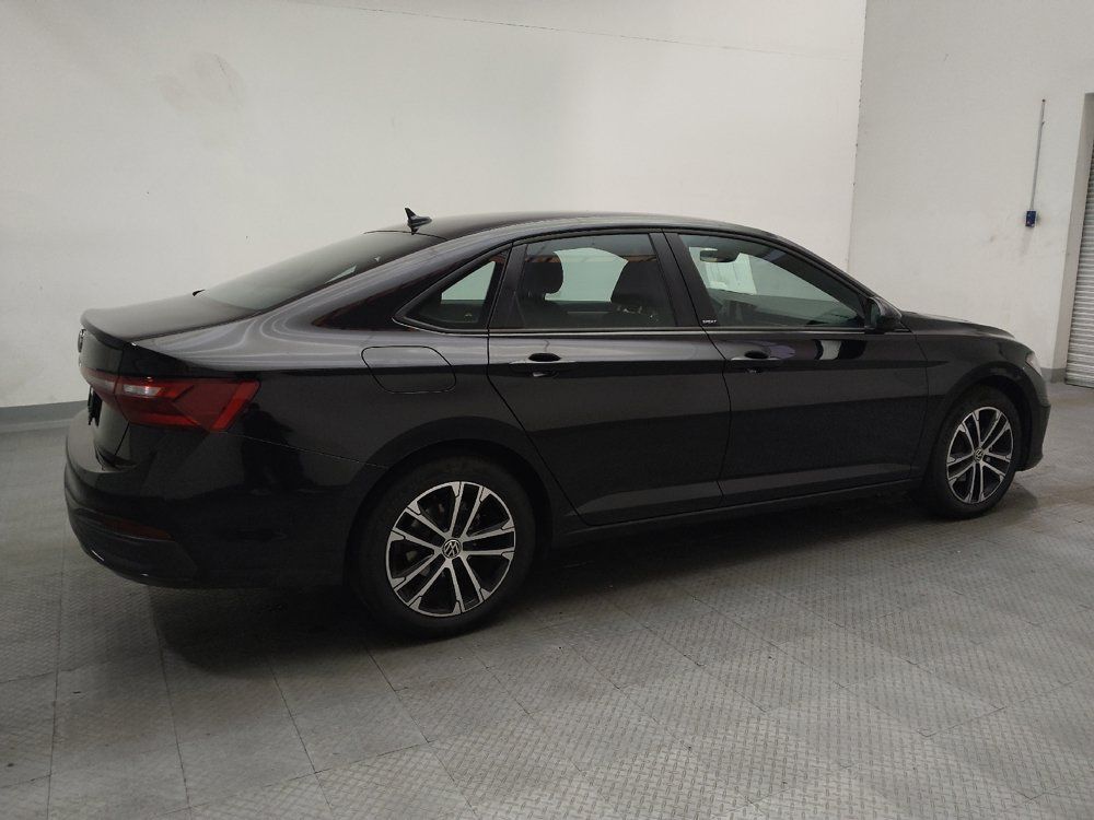 Used 2025 Volkswagen Jetta Sport FWD image 10