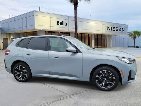 Used 2025 BMW X3 xDrive30i AWD/4WD image 8
