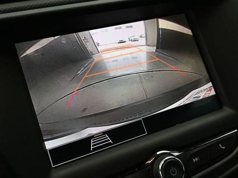 Used 2022 Chevrolet TrailBlazer RS image 33