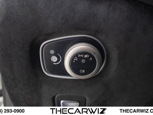 Used 2019 Aston Martin V8 Vantage Coupe RWD image 59