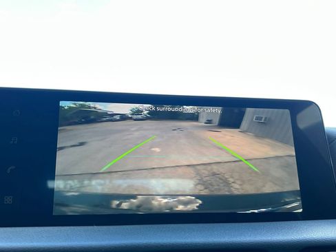 New 2026 Nissan Sentra SR FWD image 9