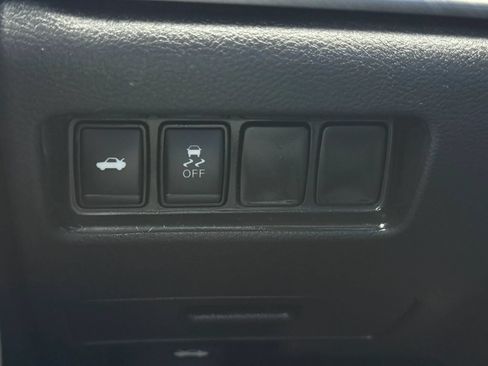 Used 2017 Nissan Maxima 3.5 SV FWD image 29