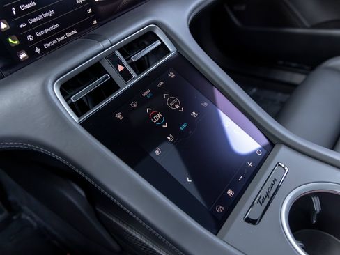 Certified 2023 Porsche Taycan Turbo S AWD/4WD image 36