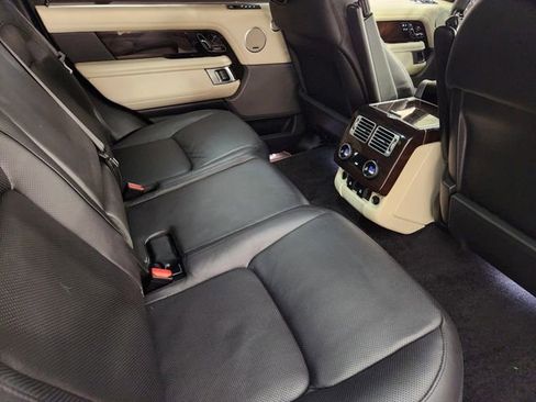 Used 2021 Land Rover Range Rover P525 Westminster Edition LWB image 32
