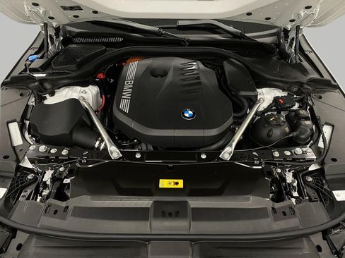 New 2026 BMW 550e xDrive w/ Executive Package AWD/4WD image 46