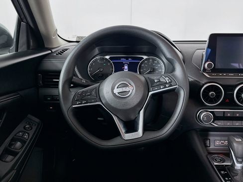 Used 2024 Nissan Sentra SV image 17