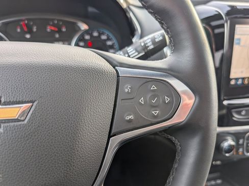 Used 2023 Chevrolet Traverse LT w/ LT Premium Package image 14