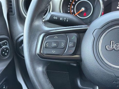 Used 2018 Jeep Wrangler Unlimited Sport S AWD/4WD image 8