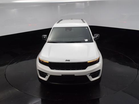 Used 2023 Jeep Grand Cherokee Altitude image 26