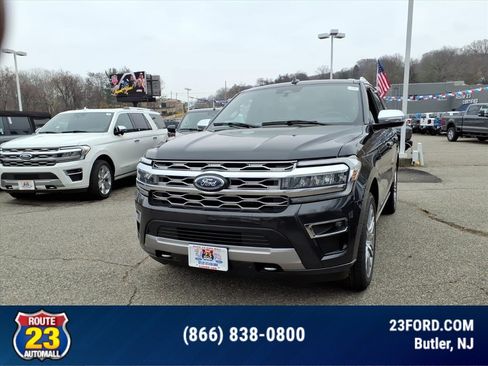 Certified 2023 Ford Expedition Platinum image 4