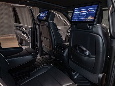 Used 2023 Cadillac Escalade Sport w/ Touring Package image 27