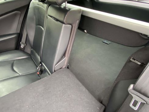 Used 2019 Toyota Prius Limited image 11