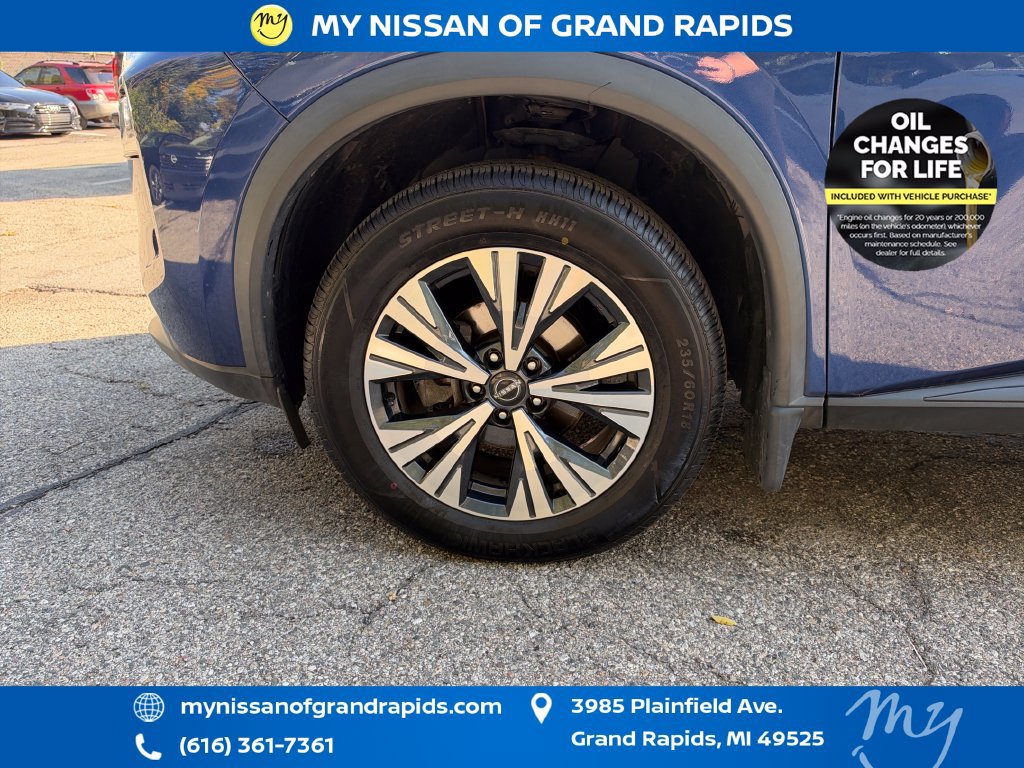 Certified 2023 Nissan Rogue SV w/ SV Premium B Package AWD/4WD image 28