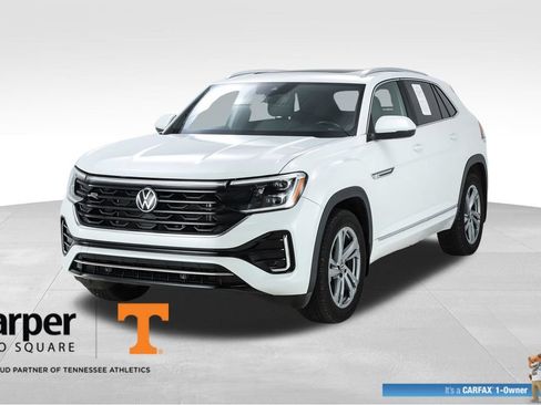 Used 2024 Volkswagen Atlas Cross Sport SEL R-Line AWD/4WD image 1