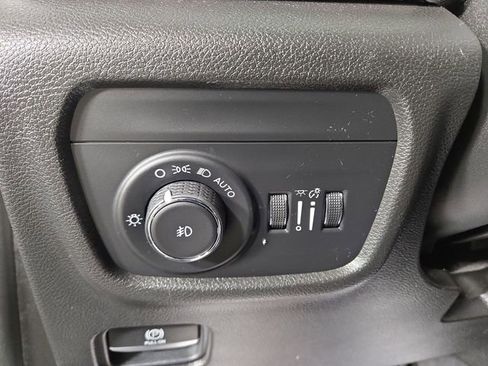 Used 2021 Jeep Grand Cherokee L Limited image 29