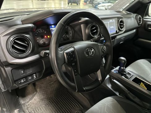 Used 2023 Toyota Tacoma SR image 9
