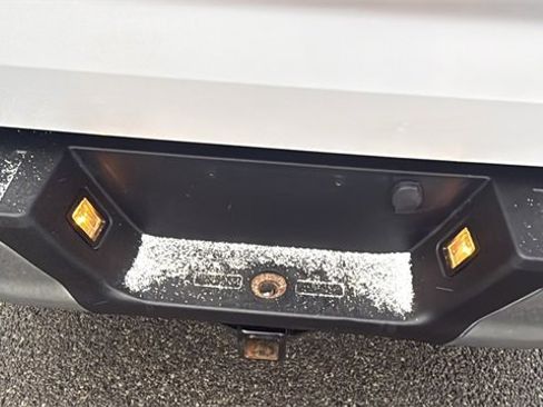 Used 2016 Ford F150 XLT image 11