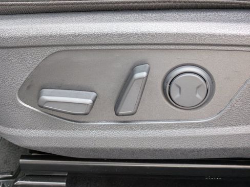 Certified 2026 Kia Sportage EX FWD image 17