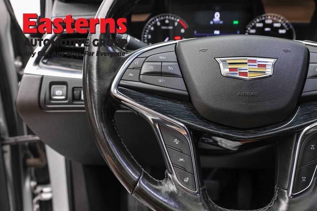 Used 2020 Cadillac XT5 Premium Luxury FWD image 15
