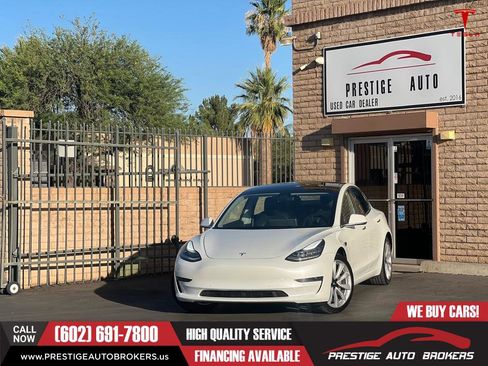 Used 2020 Tesla Model 3 Standard Range Plus RWD image 4