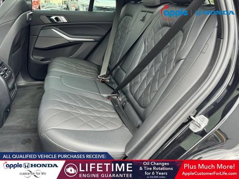 Used 2023 BMW X5 xDrive40i w/ Premium Package AWD/4WD image 19