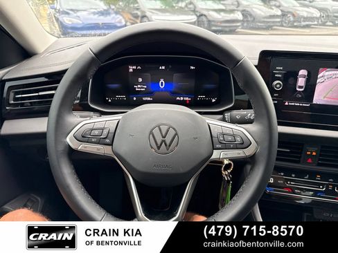 Used 2025 Volkswagen Jetta S FWD image 23