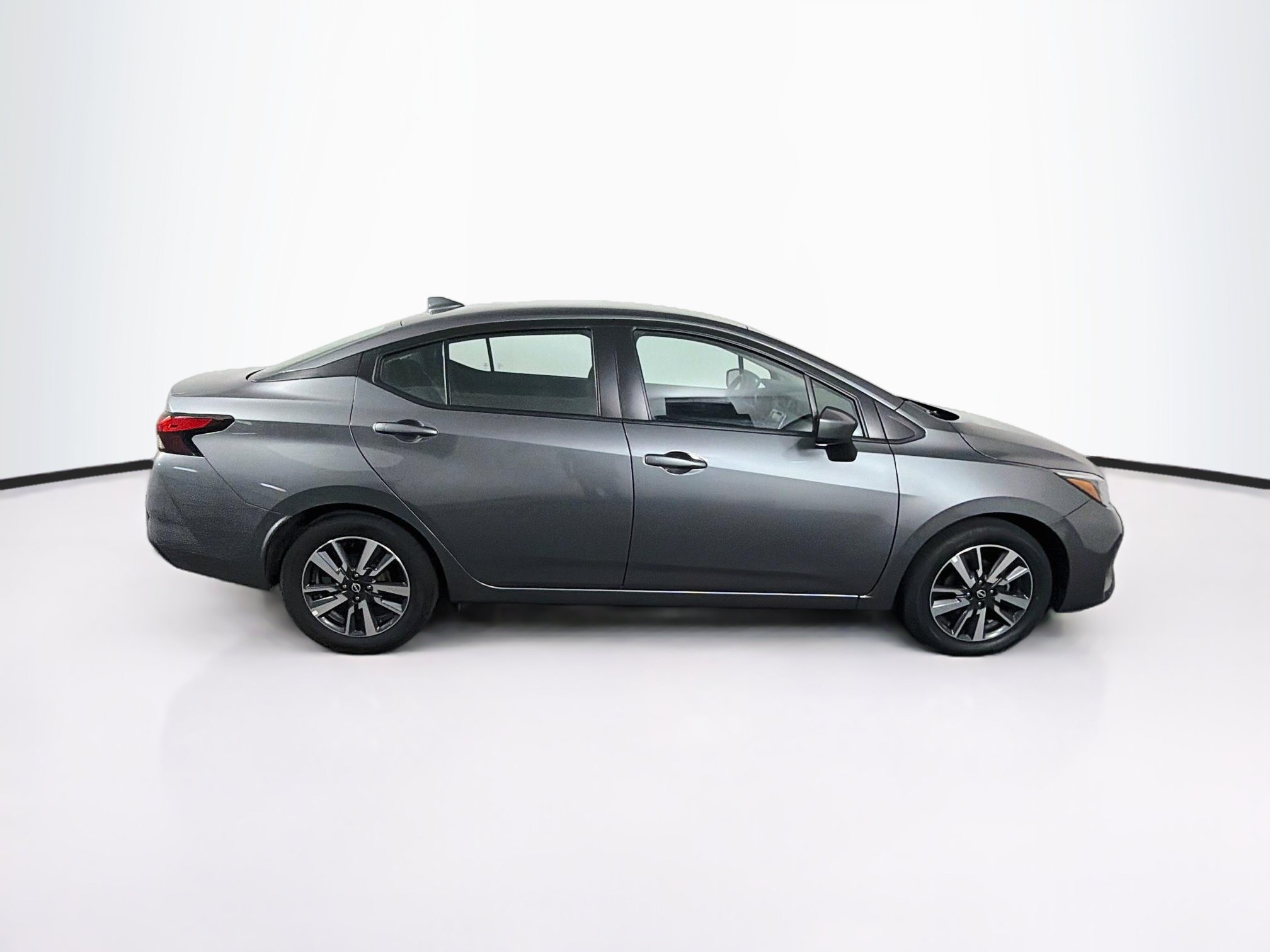 Used 2025 Nissan Versa SV FWD image 10