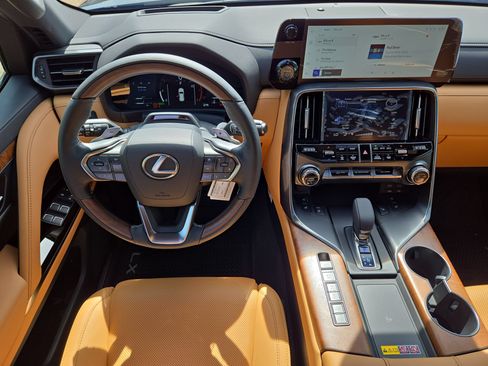 New 2026 Lexus LX 700h Luxury AWD/4WD image 14