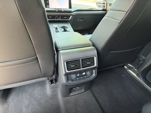 Used 2026 Volkswagen Atlas SE AWD/4WD image 20