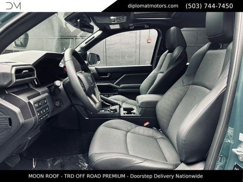 Used 2025 Toyota 4Runner TRD Off-Road Premium AWD/4WD image 18