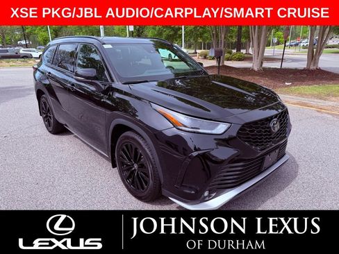Used 2024 Toyota Highlander XSE image 1