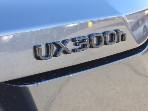 New 2026 Lexus UX 300h 300h Premium image 11