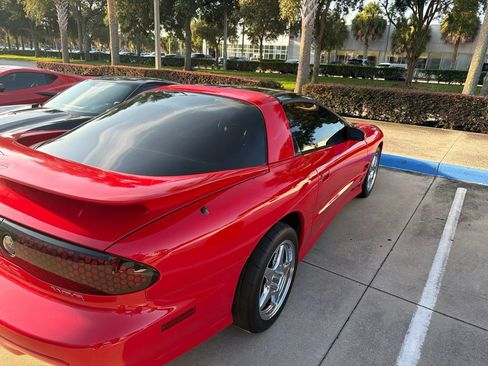 Used 2002 Pontiac Firebird Formula RWD image 2