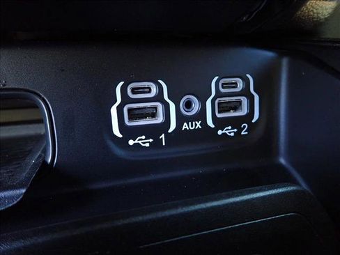 Used 2024 RAM 1500 Limited AWD/4WD image 22