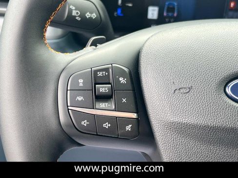 New 2025 Ford Maverick Tremor image 16