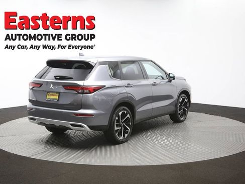 Used 2024 Mitsubishi Outlander SE image 40