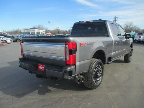 Used 2024 Ford F350 Platinum image 5