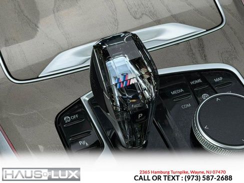 Used 2021 BMW X7 xDrive40i w/ M Sport Package AWD/4WD image 26