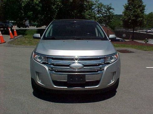 Used 2013 Ford Edge Limited AWD/4WD image 3