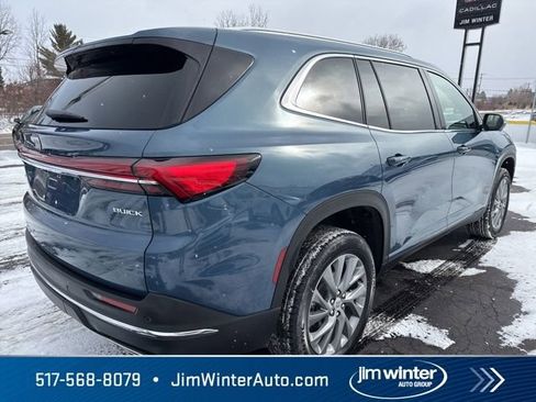 Used 2025 Buick Enclave Preferred image 12