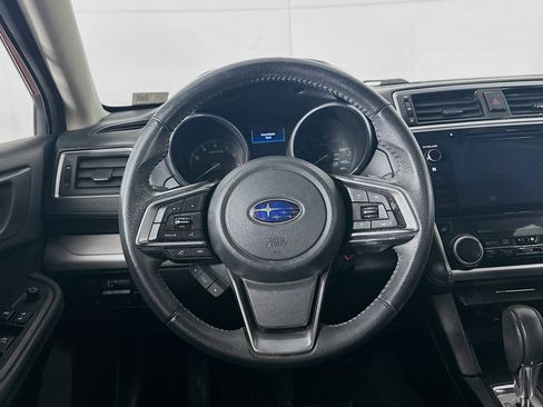 Used 2019 Subaru Outback 2.5i Premium AWD/4WD image 17