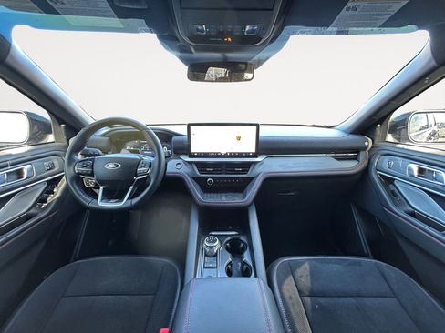 Used 2025 Ford Explorer ST AWD/4WD image 13
