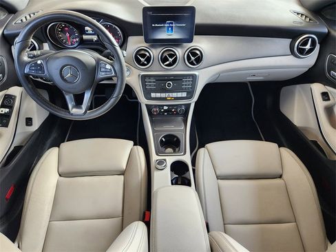 Used 2018 Mercedes-Benz CLA 250 image 27