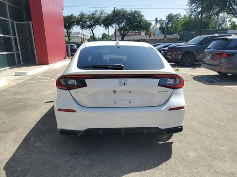 Used 2023 Honda Civic Sport image 13