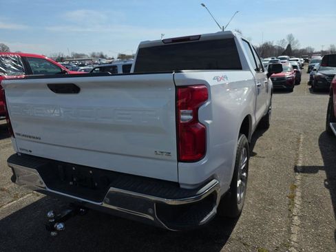 Used 2023 Chevrolet Silverado 1500 LTZ image 3