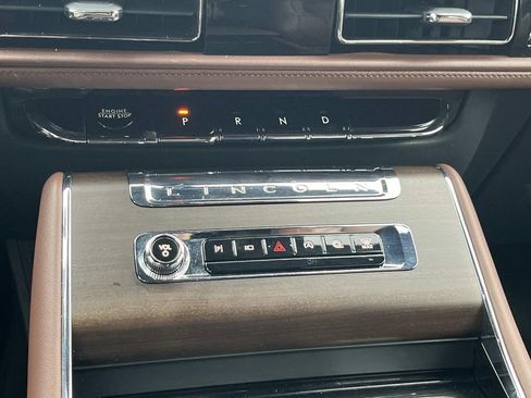 Used 2025 Lincoln Aviator Reserve w/ Illumination Package AWD/4WD image 37