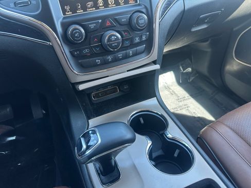 Used 2015 Jeep Grand Cherokee Summit w/ Platinum Series Group image 23