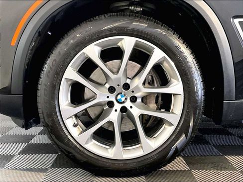 Used 2020 BMW X5 xDrive40i w/ Convenience Package AWD/4WD image 11