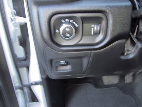 Used 2023 RAM 1500 Big Horn image 16